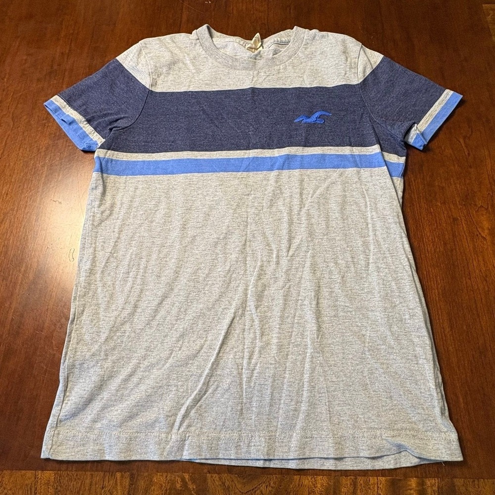 Hollister Colorblock Stripe T-Shirt Small